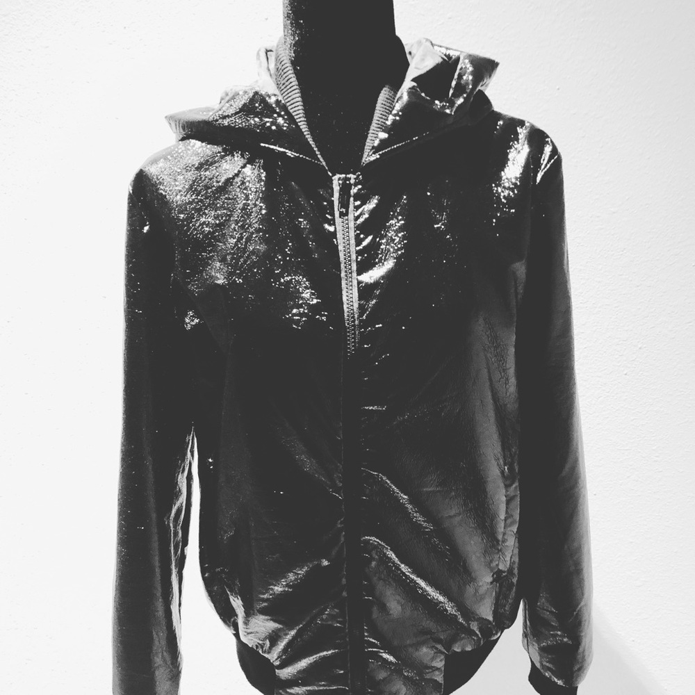 Size M jacket SEEK The label